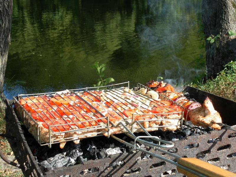Легкая закуска для тяжелого аперитива :)