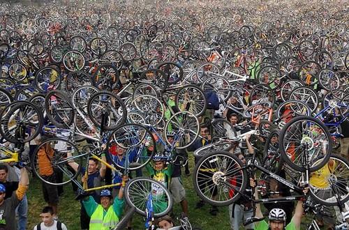 Празднование дня велосипедиста в Сумах в 2015г